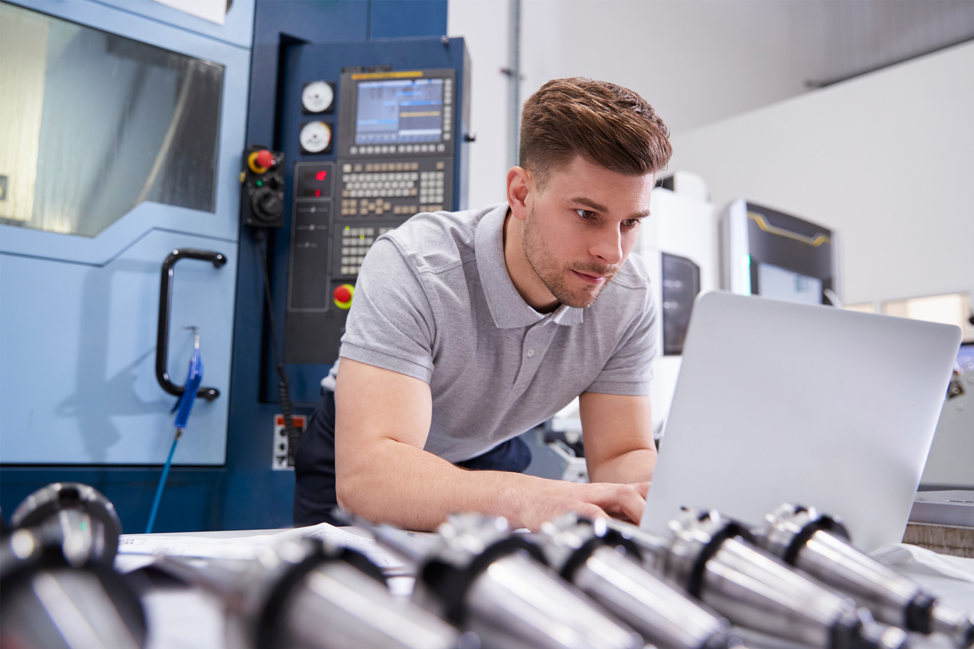 disseny i mecanitzacio per ordinador cad cam nivell i 85210